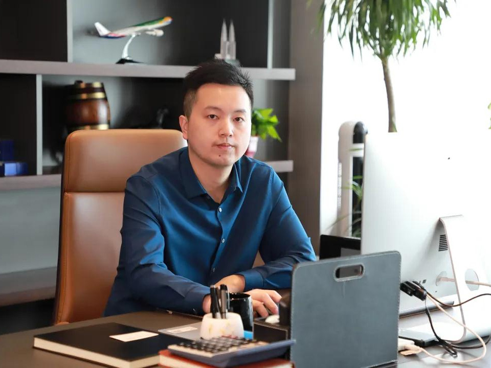 鹽商人物第19期丨專訪宏順建設(shè)總經(jīng)理蔣林：建精品工程，樹(shù)時(shí)代豐碑