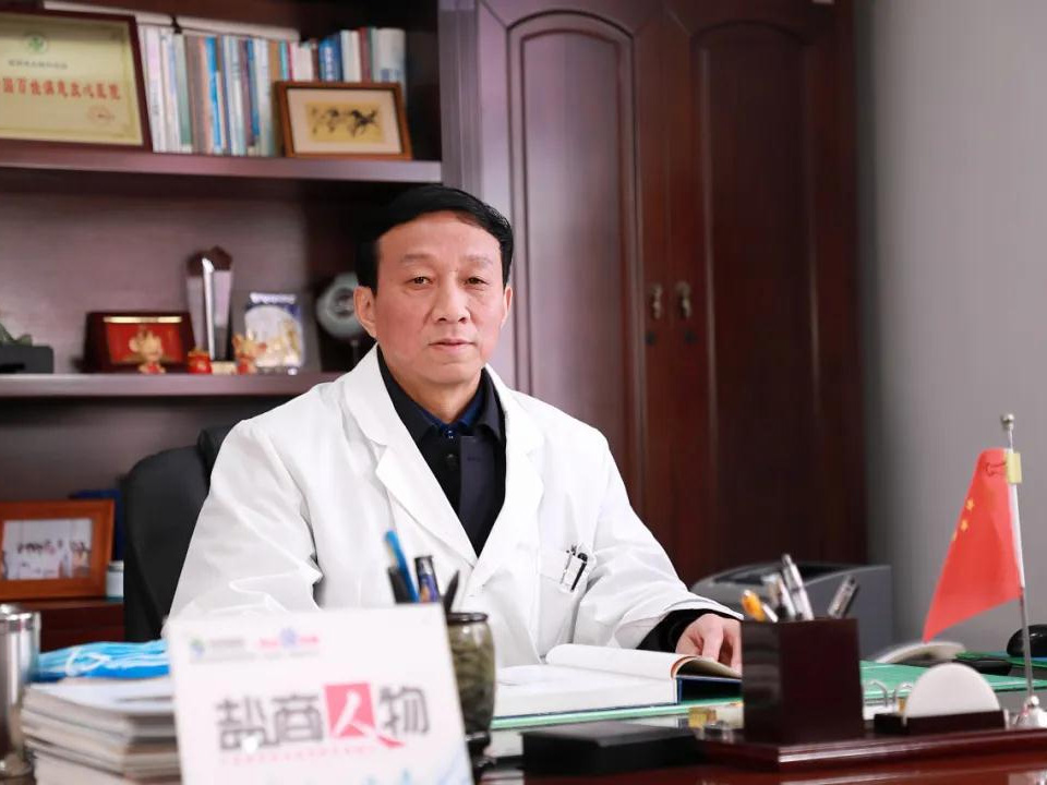 鹽商人物第18期丨專訪建陽(yáng)眼科醫(yī)院院長(zhǎng)葛正光：精醫(yī)重德，科技強(qiáng)院